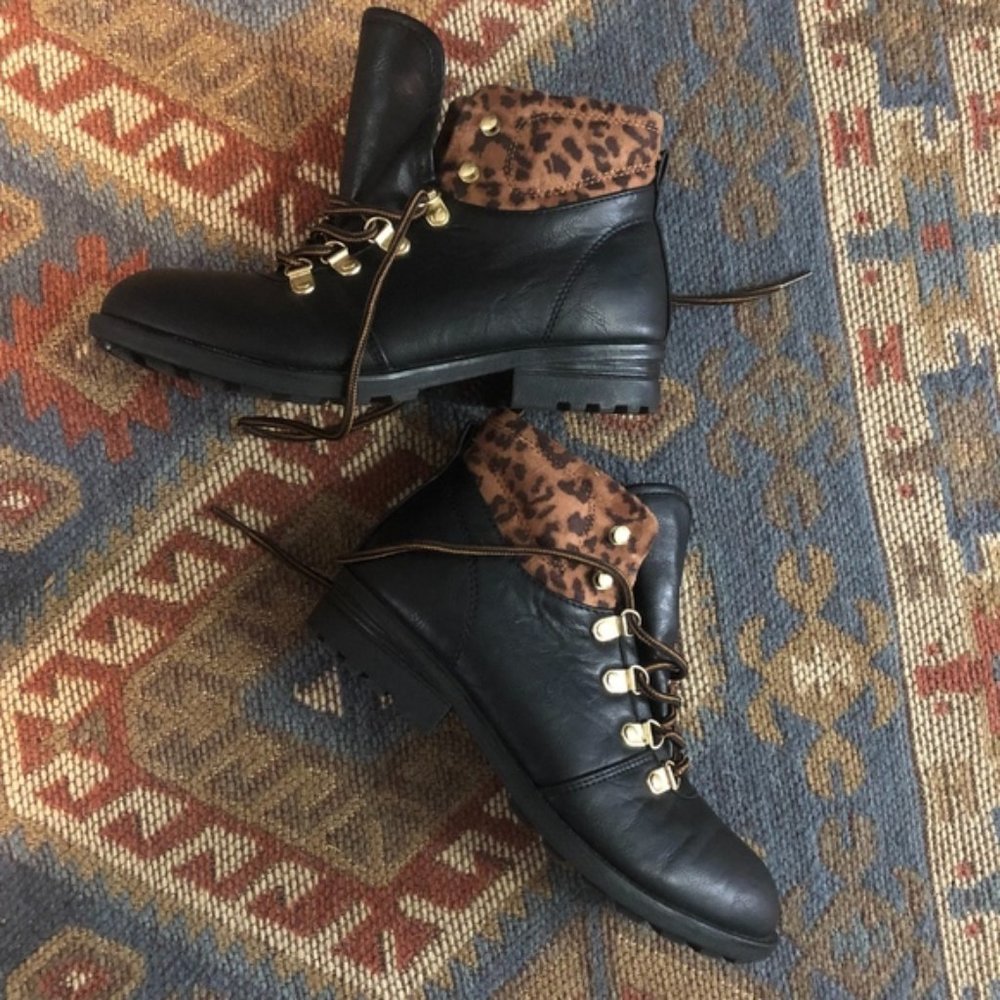 🔴SALE 🔴 Stevies Brand Leopard Print Boots size 6